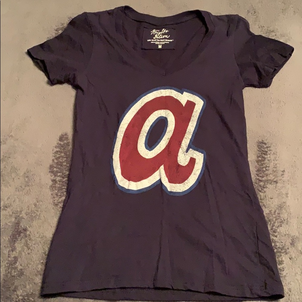 Women’s Atlanta Braves fitted shirt